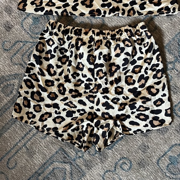 Forever 21 Leopard Print Pajama Set - Picture 2 of 4